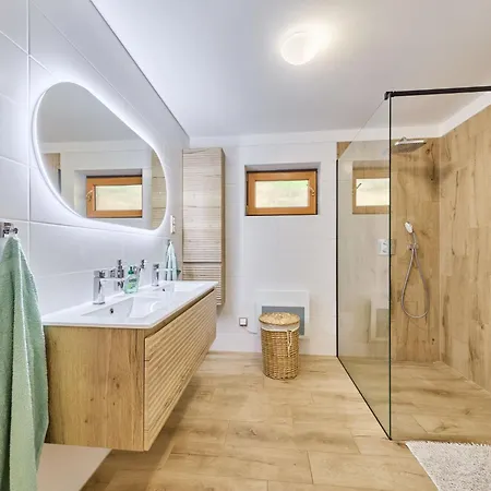 U Krasne Lipy By Interhome * Kyjov (Usti nad Labem)
